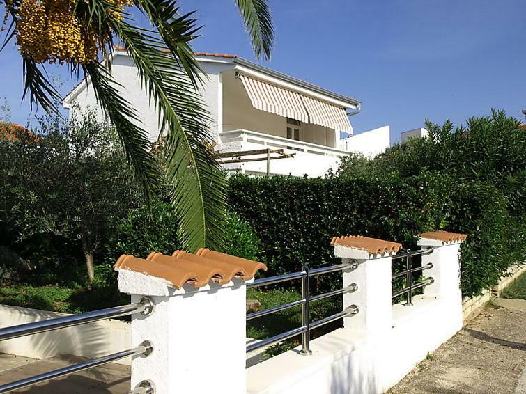 Apartman Roko Petrcane Exterior foto